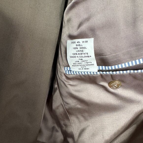 Men's Tommy Hilfiger Tan Suit SZ 40L 33W 100% Wool - Picture 3 of 13